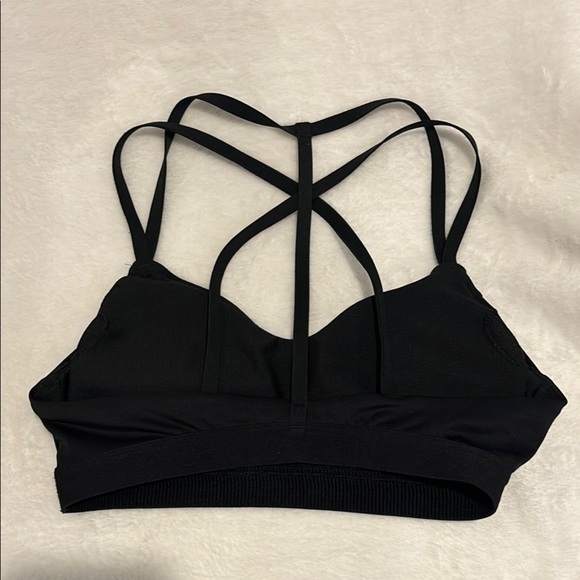 Women’s Small Adidas Black Strappy Sports Bra - Picture 3 of 4